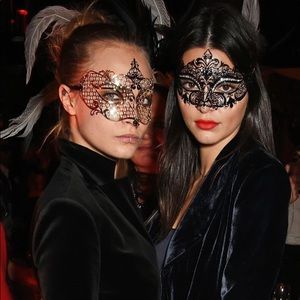Masquerade mask (as seen on Kendall Jenner)